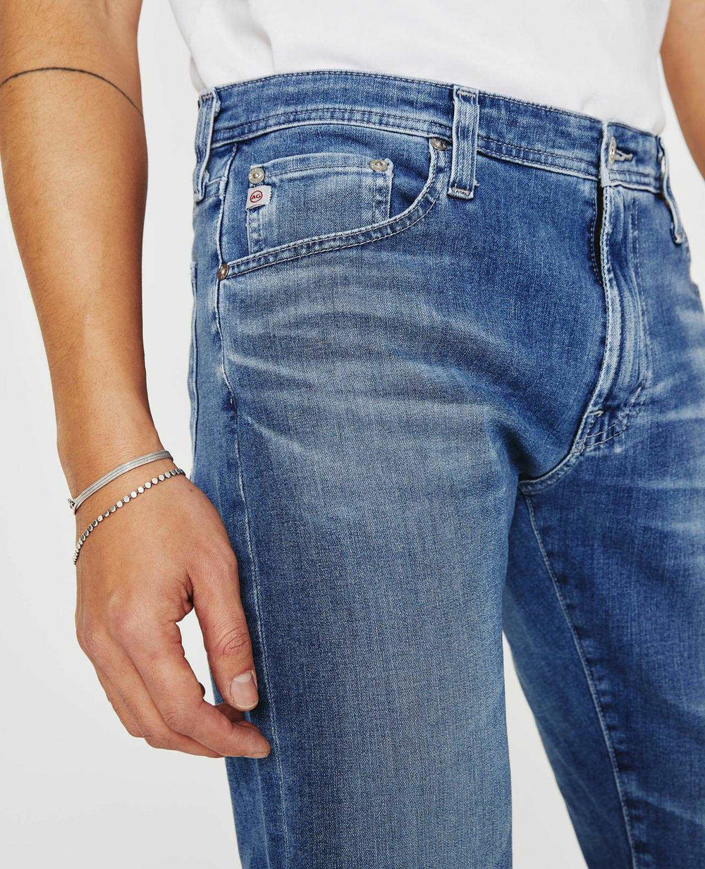 AG - Tellis Modern Slim Tellis Light Wash Terranea