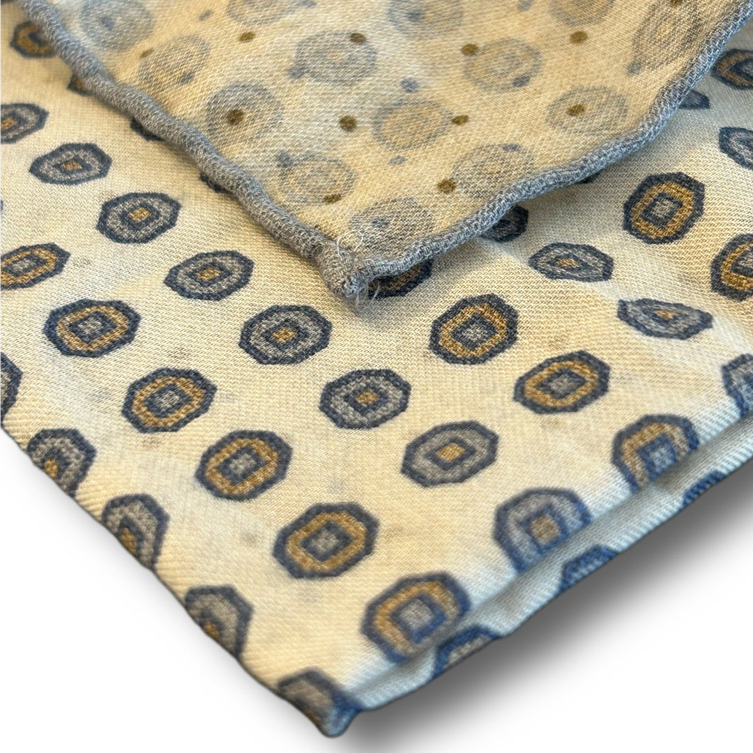 Off-White Medallion Geometric Print Wool-Cotton Reversible Hankie - Paolo Albizzati