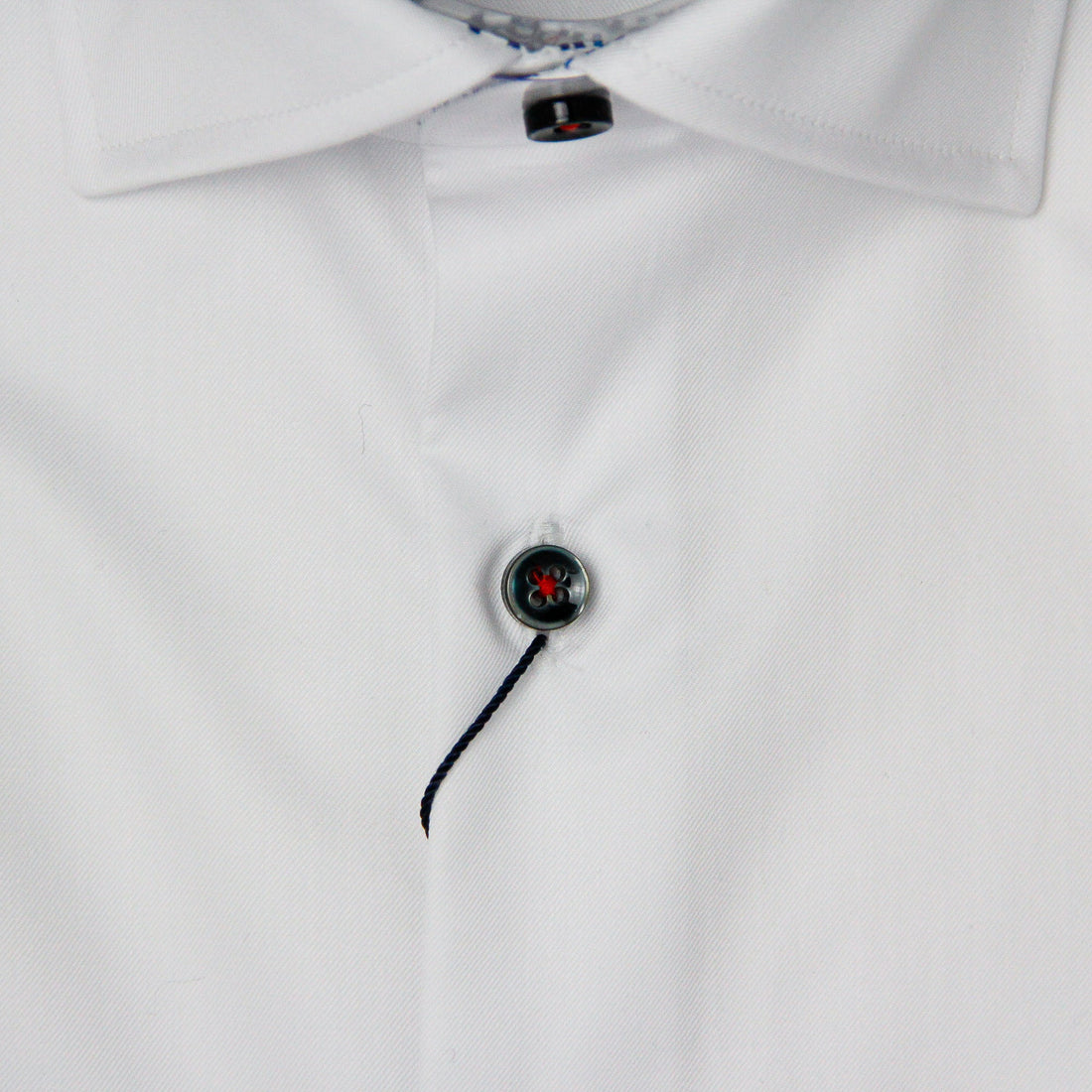 White w/ Contrast Details & Heart Motif Trim Fitted Body Shirt - Stenströms