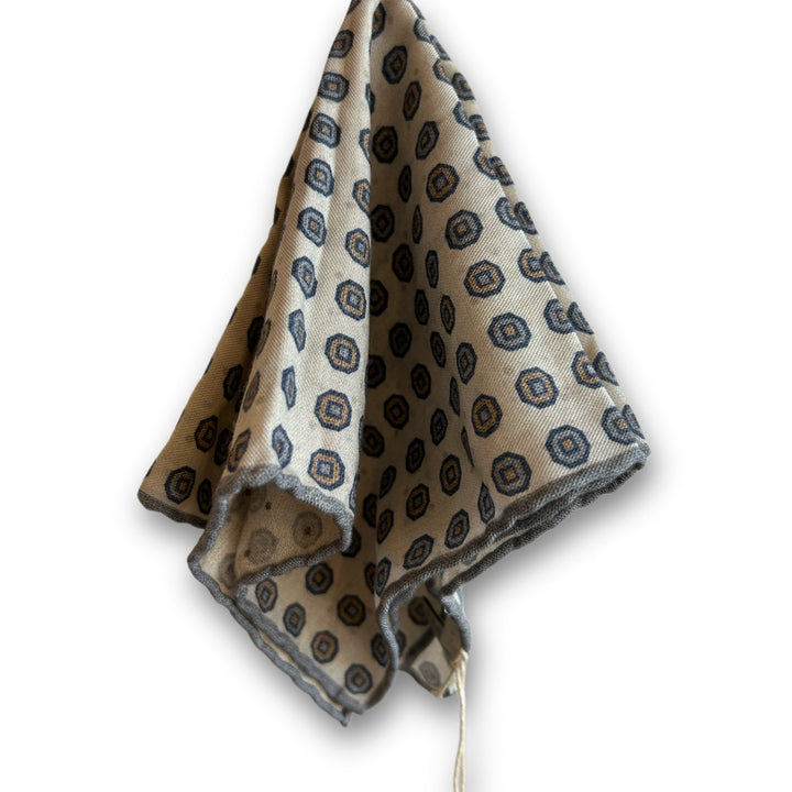 Off-White Medallion Geometric Print Wool-Cotton Reversible Hankie - Paolo Albizzati