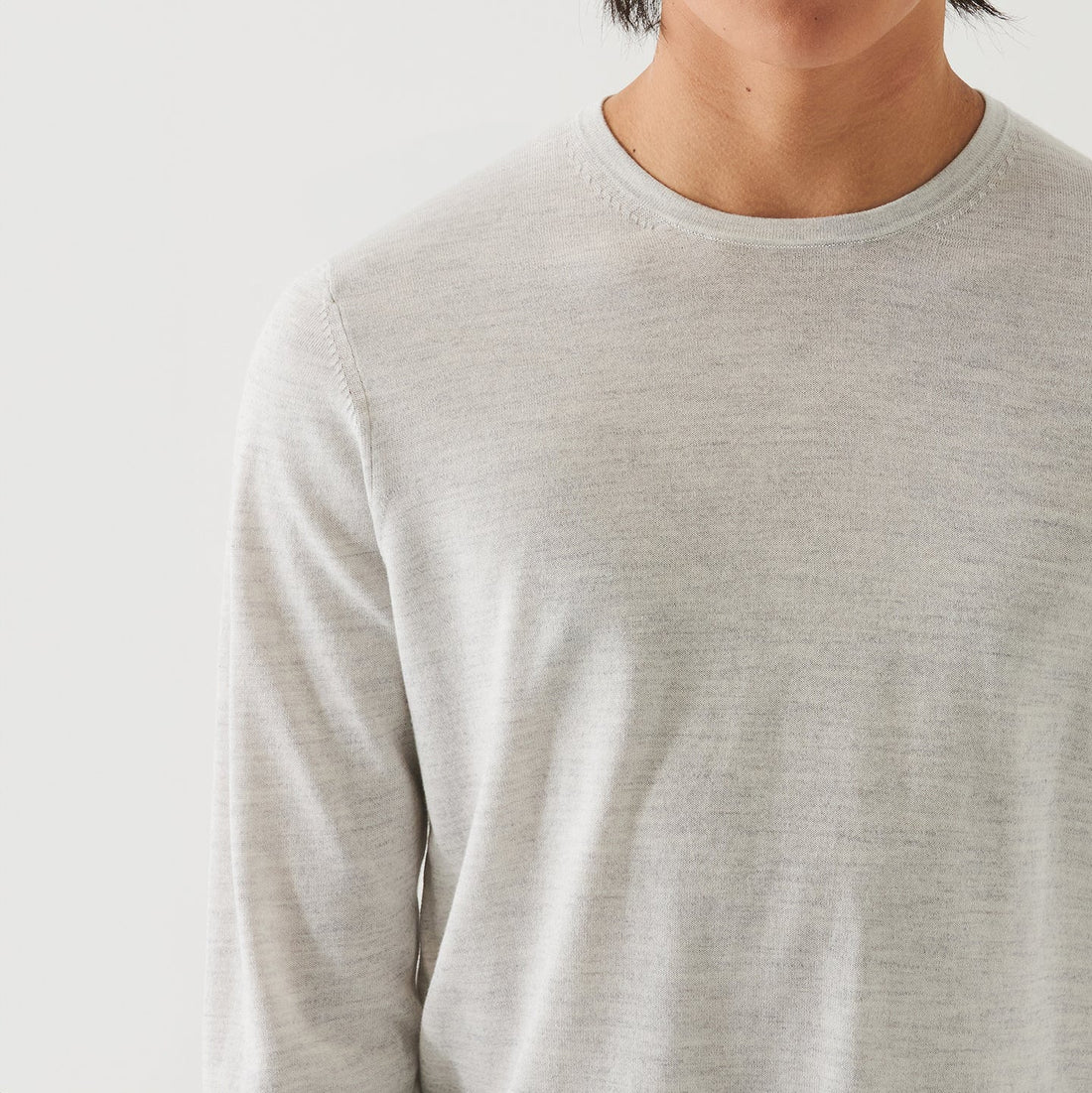 Drizzle Pale Gray Cupro-Merino Crewneck Sweater - Patrick Assaraf